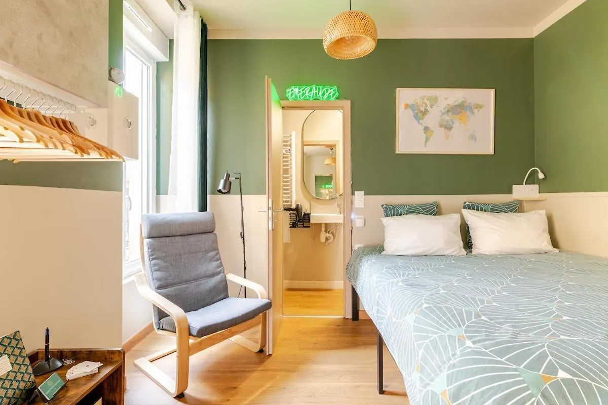 Apartment Emeraude - City Center - Terrace - Free Parking Roanne